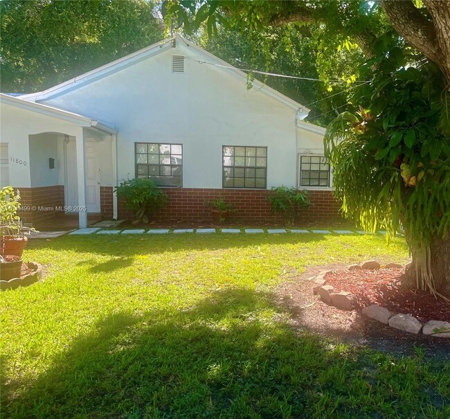 Primary Photo - 675 NE 118th St