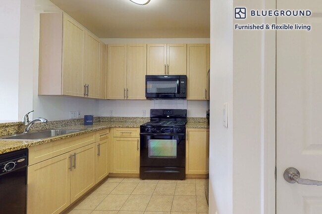 Building Photo - 27 Barker Ave