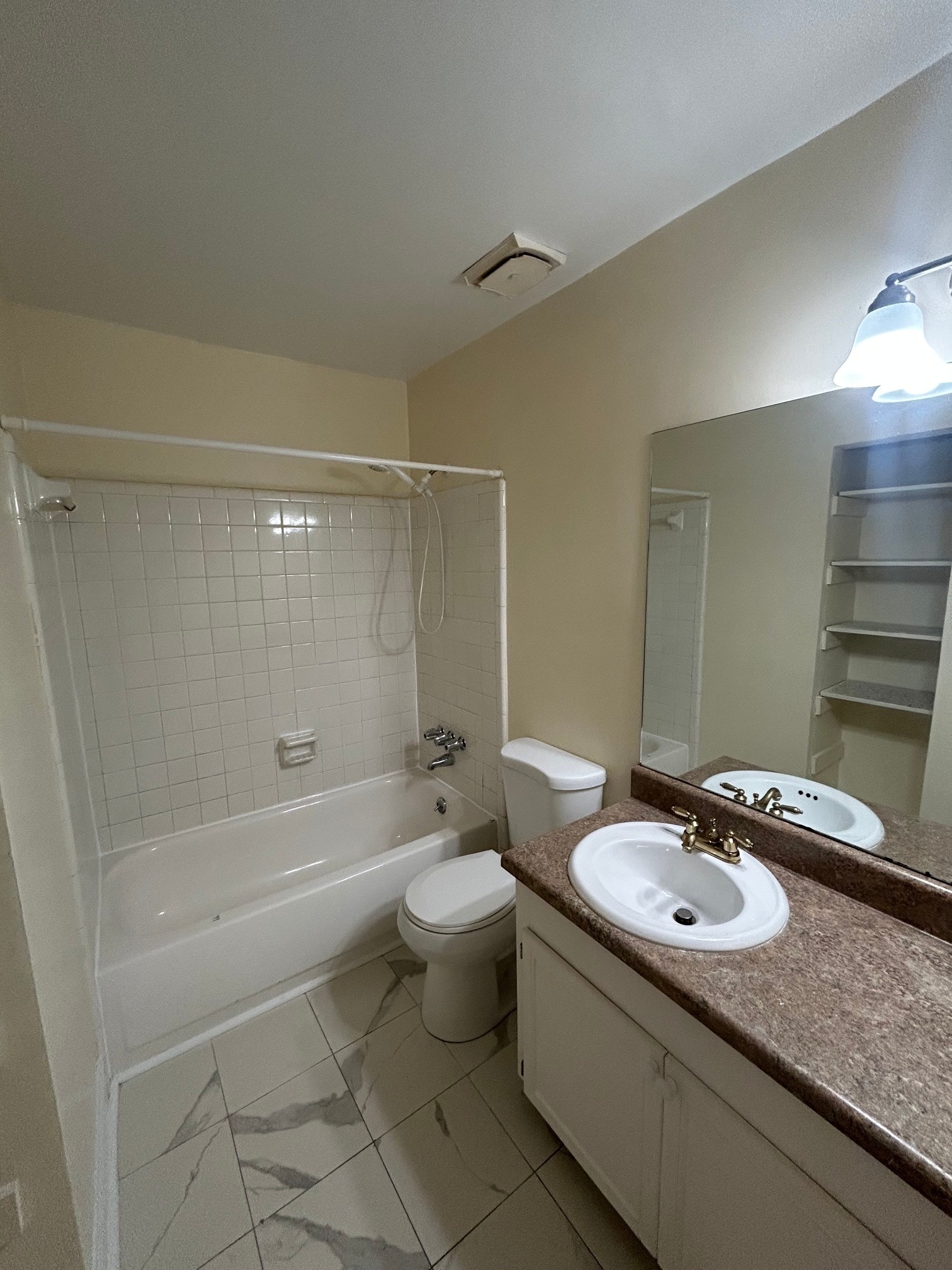 08_Bathroom 2 - 1208 Bush River Rd