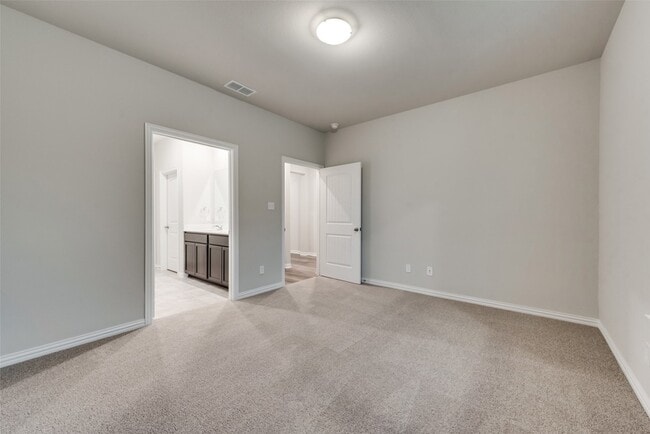 Building Photo - 3709 Washington St