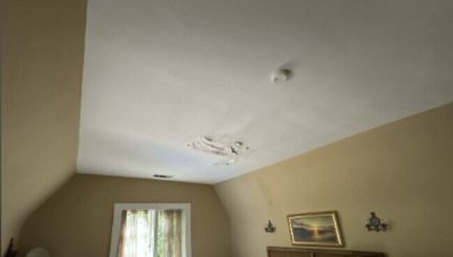 Building Photo - 1414 Dinglewood Dr