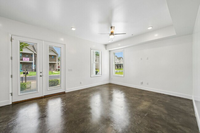 Building Photo - 501 Wesley Pl