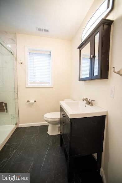 Building Photo - 2049 Snyder Ave