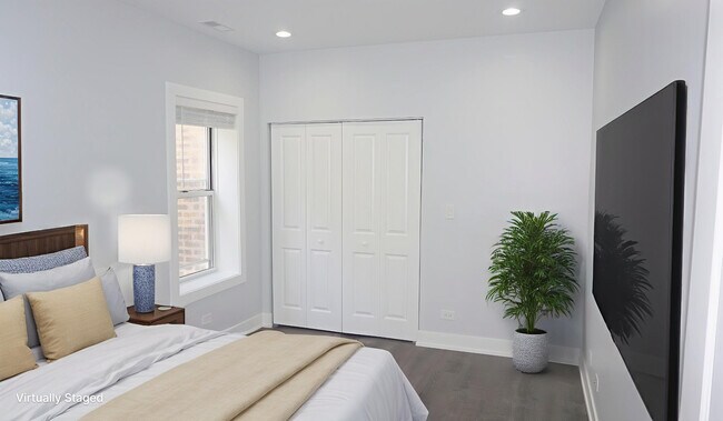 Building Photo - 6532 N Francisco Ave