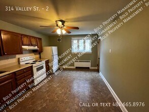 Building Photo - 314 Valley St.-2