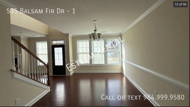 Building Photo - 535 Balsam Fir Dr