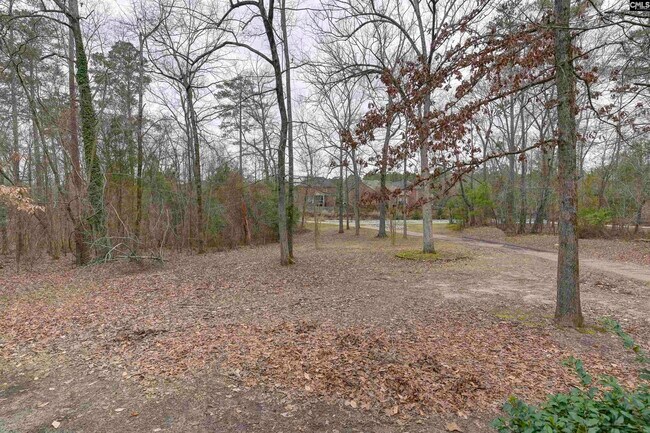 Building Photo - 150 Laura Ln