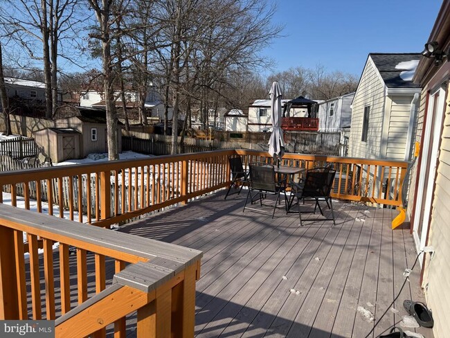 Building Photo - 8291 Raindrop Way