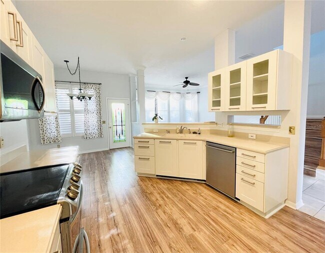 Building Photo - 622 Wisteria Ln