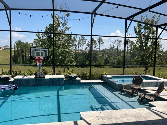 Building Photo - 15338 Willow Ridge Dr