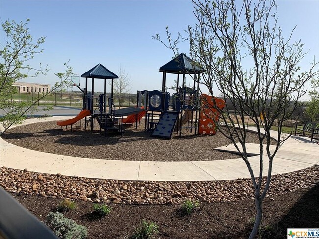 Building Photo - 161 Gray Wolf Dr
