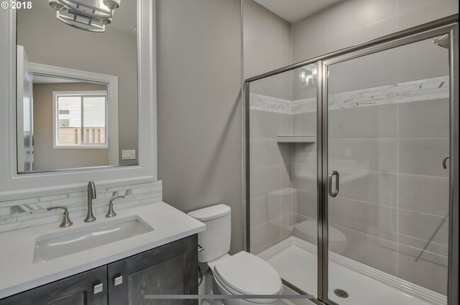 Building Photo - Stunning Executive Home in Cedar Mill/Beth...