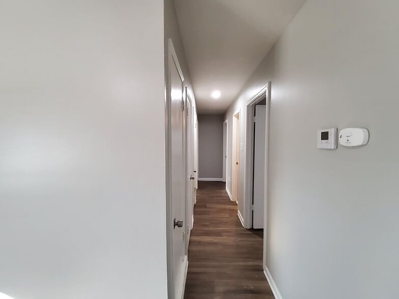 Building Photo - 4320 Old Allen Rd