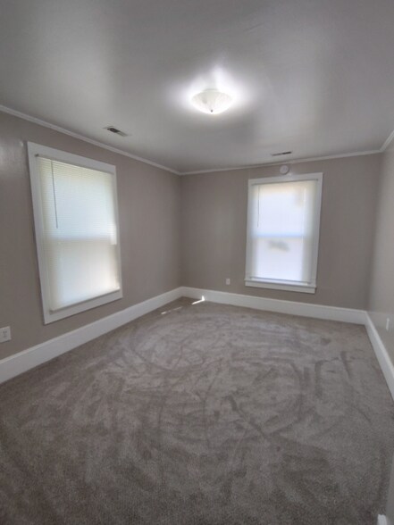 Building Photo - 2509 Washington Ave