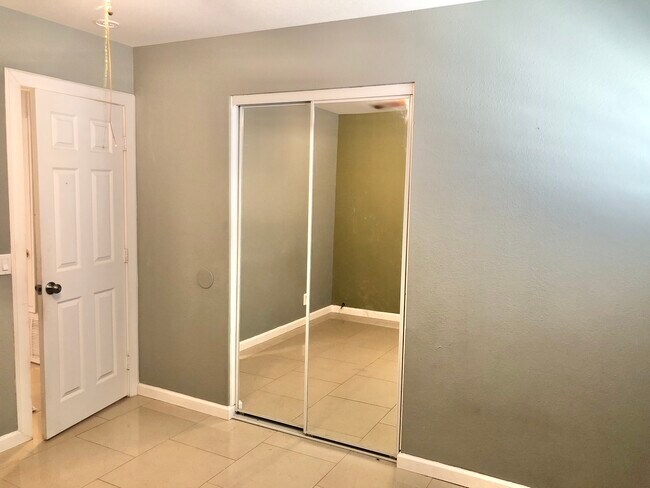 Building Photo - 68180 Calle Azteca