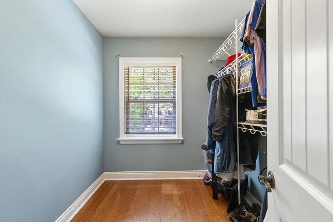 Building Photo - 104 Heartwood
