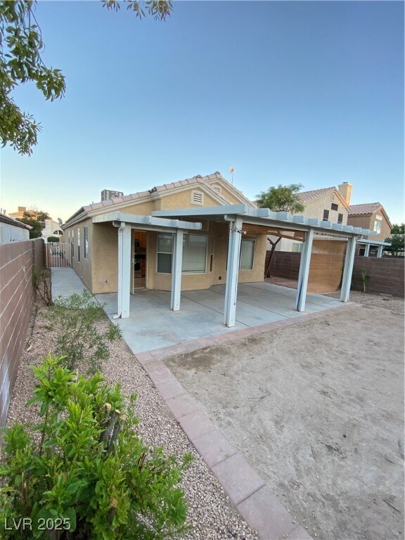 Building Photo - 1837 Navajo Lake Way