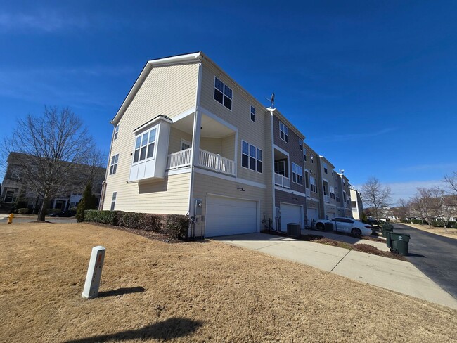 Building Photo - Lennox at Brier Creek