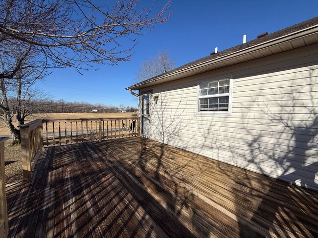Building Photo - Spacious 3-Bedroom Home with Huge Basement, Garage, and Scenic Country Views