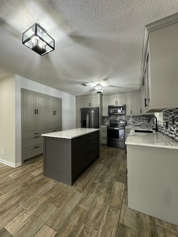 Building Photo - Charming 3 Bed, 2 Bath Rental in Simpsonvi...