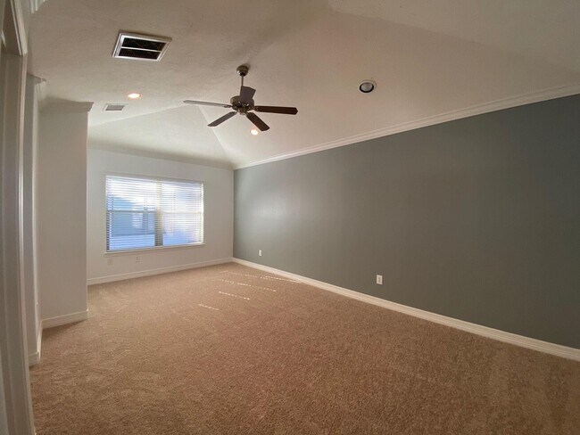 Building Photo - 3710 Sherwood Ln