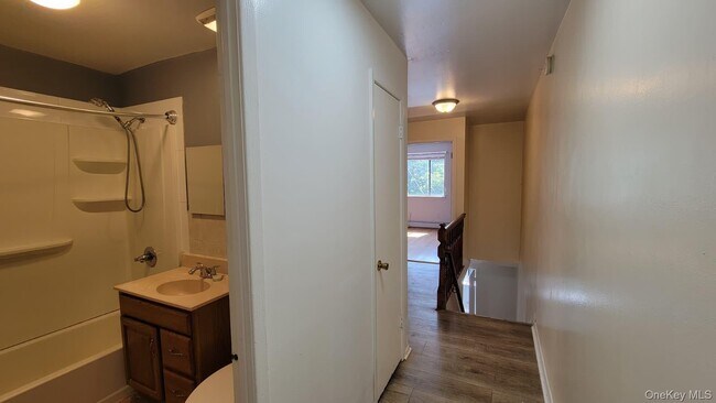 Building Photo - 6201 Spencer Terrace