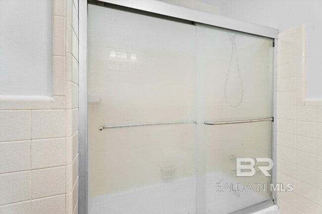 Building Photo - 101 Stover Dr