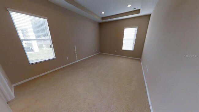 Building Photo - 4245 Windcrest Dr