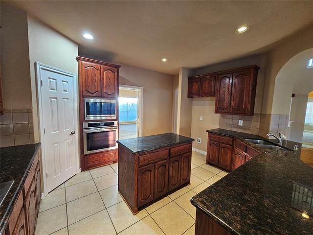 Building Photo - 8225 Painted Tree Tr