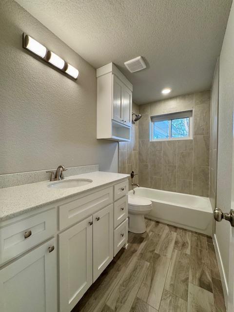 Building Photo - 1105 Eubanks St