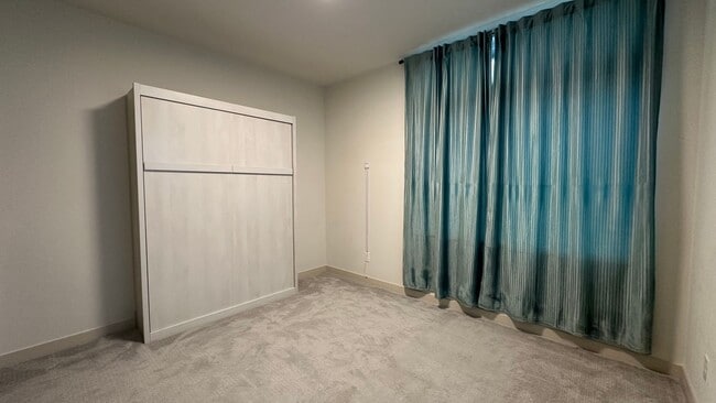 Building Photo - 1803 20th Ave