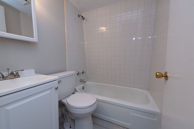 Building Photo - 1743 Compton Rd