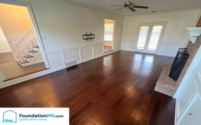 Building Photo - 8653 Chris Suzanne Cir