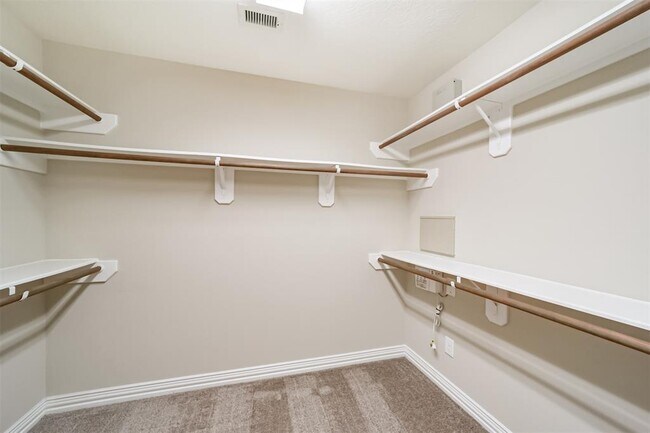 Building Photo - 14711 E Red Bayberry Ct