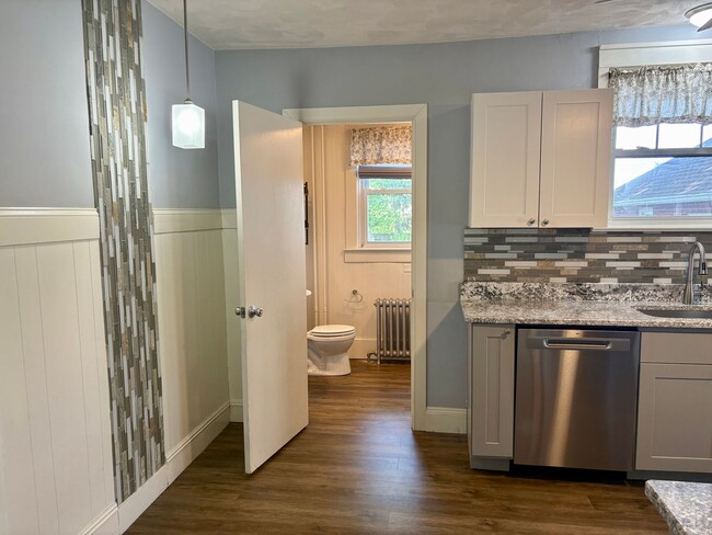 Building Photo - 4 Bedroom 1.5 Bath in Suburban SD- Large Yard/Deck and Garage