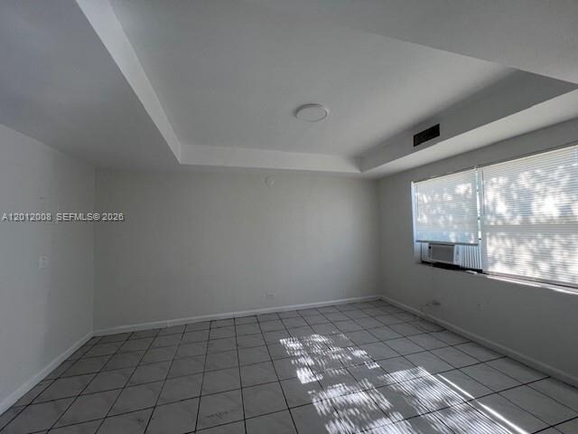 Building Photo - 4548 SW 33rd Ave