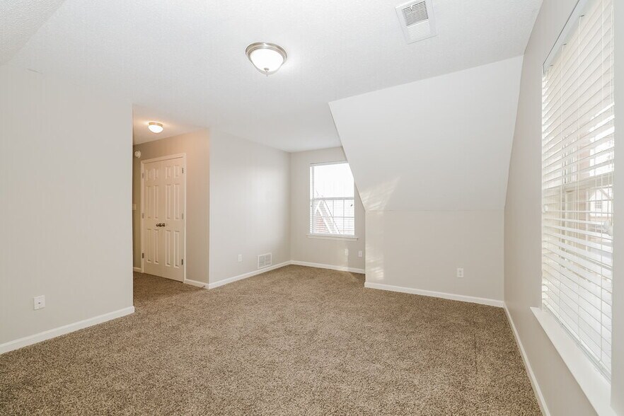 Building Photo - 11626 Evening Ridge Dr