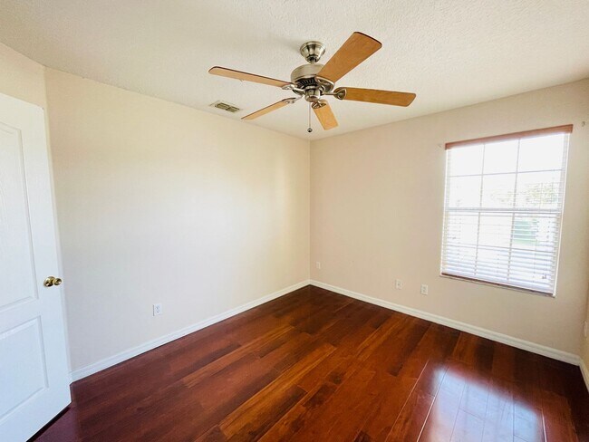 Building Photo - Available now! Charming 4-bedroom, 2.5-bathroom pet friendly home!!