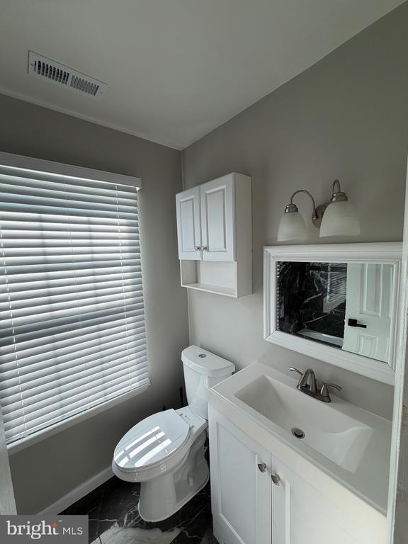 Building Photo - 4435 Cape Cod Cir