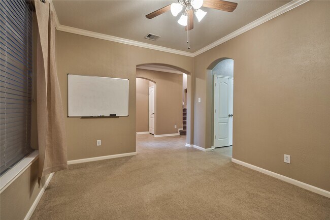 Building Photo - 17250 Lafayette Hollow Ln