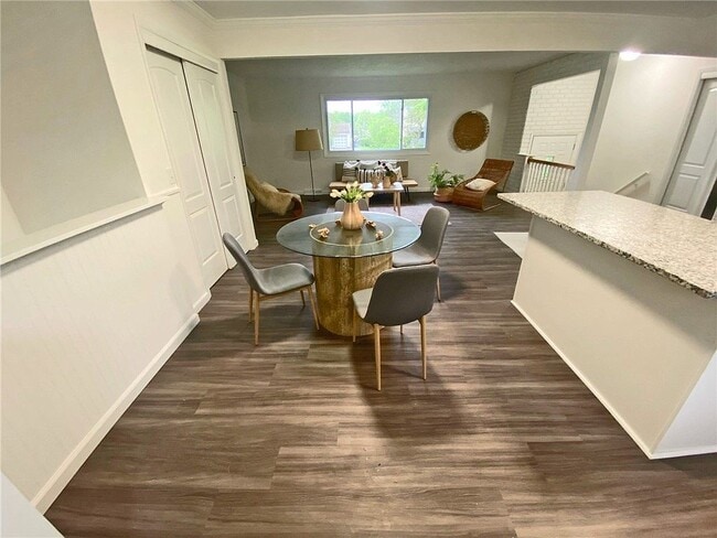 Building Photo - 45 Wildflower Dr