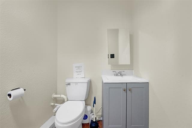 Building Photo - 917 Bloomfield Dr