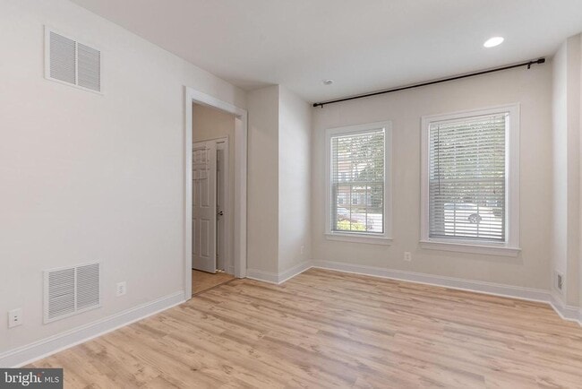 Building Photo - 25503 Amber Gate Terrace