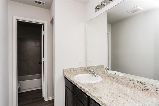 Building Photo - 1509 Matthew Dr