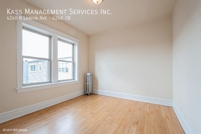 Building Photo - 4248 N Lamon Ave