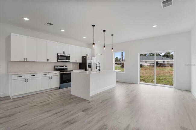 Building Photo - 16659 SW 21st Avenue Rd