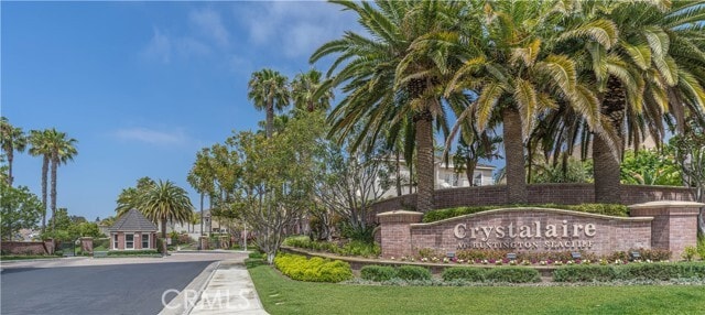 Building Photo - 18571 Amalia Ln