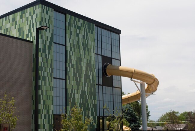 Building Photo - 2517 Kingston St