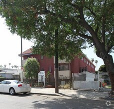 Building Photo - Delano Townhomes