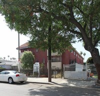 Building Photo - Delano Townhomes